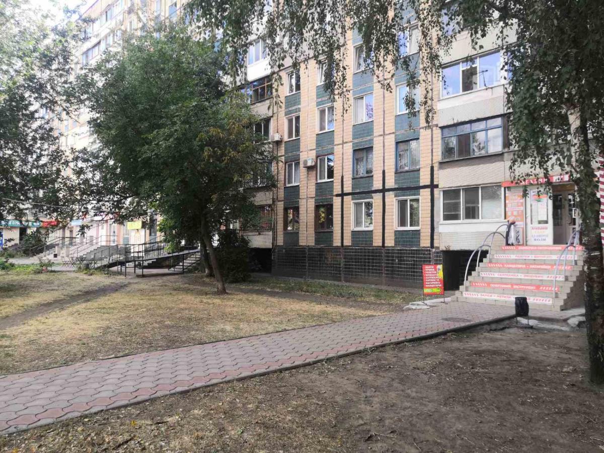 2К Апартаменты В Центре Поселение 24 На 7 Kryvyj Rih Exteriör bild